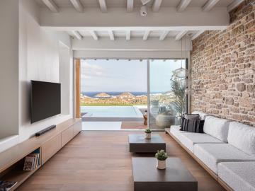 21--AndrewBoutsikas_Villa2-39--Custom-