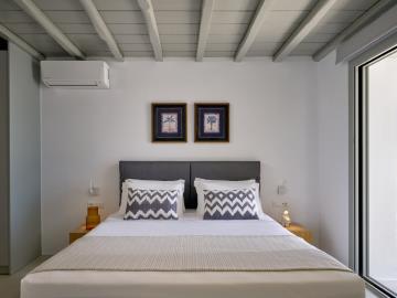 SB_villa_full-size_34-2--Custom-