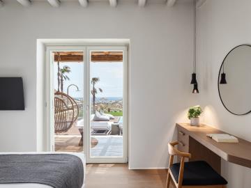 30--AndrewBoutsikas_Villa1-22--Custom-