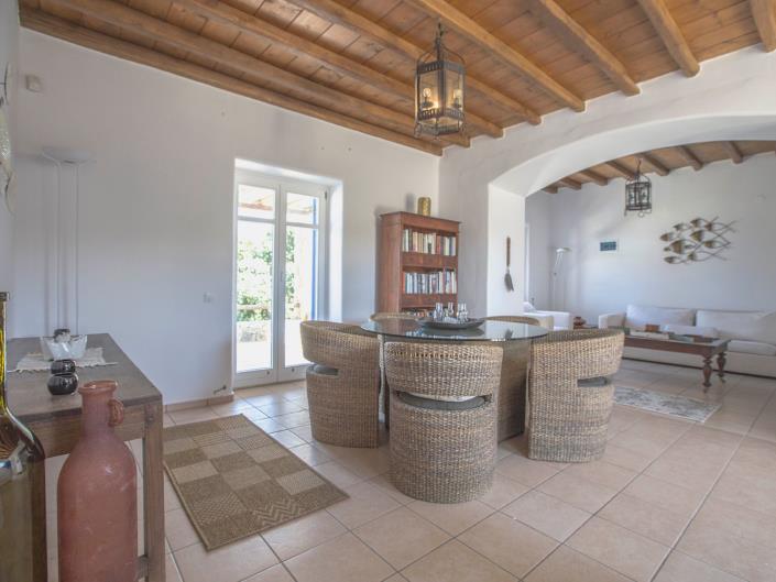 Image No.8-Villa de 8 chambres à vendre à Kalafati