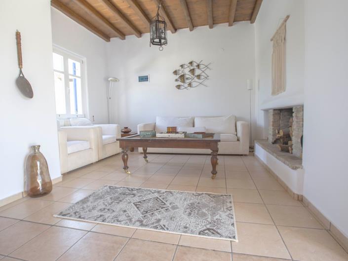 Image No.11-Villa de 8 chambres à vendre à Kalafati