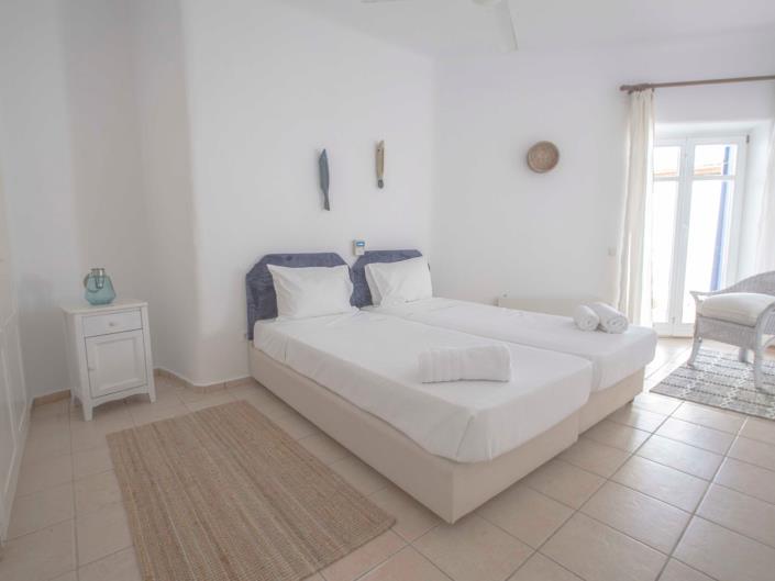 Image No.23-Villa de 8 chambres à vendre à Kalafati