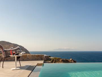 CM_MYKONOS_ELIA2_031--Custom-