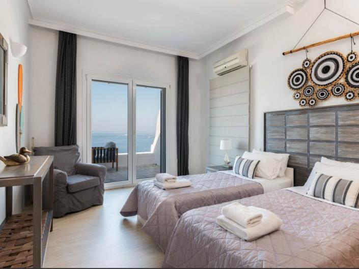 Image No.14-Villa de 6 chambres à vendre à Aleomandra