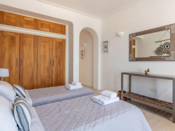 Screenshot-2022-12-27-112948--Custom-