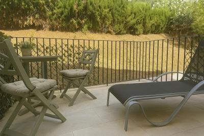 11-20939a0134ad724a8cb2a801094d15a4