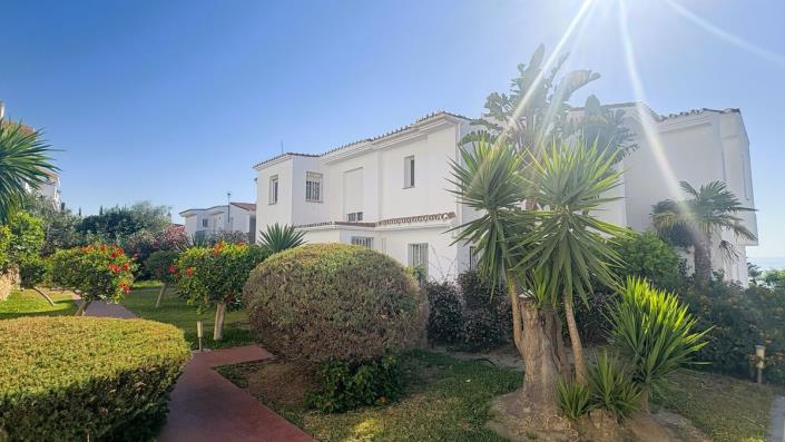 Image No.16-2 Bed Apartment for sale