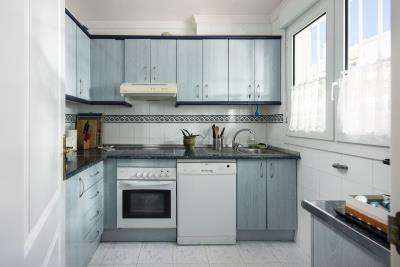 10-bb915d1cb19341576dcdc994b81ab9c5