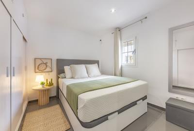 11-20939a0134ad724a8cb2a801094d15a4