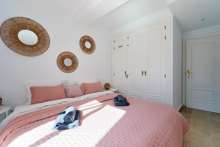 Image No.12-3 Bed Duplex for sale