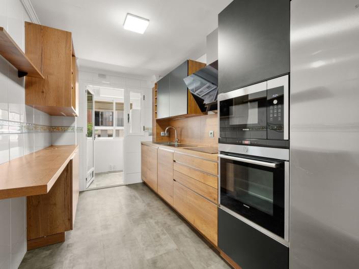 Image No.3-3 Bed Apartment for sale