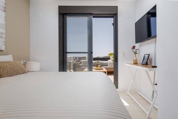 Image No.9-2 Bed Apartment for sale