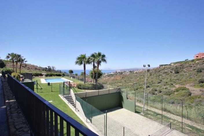 Image No.20-2 Bed Apartment for sale