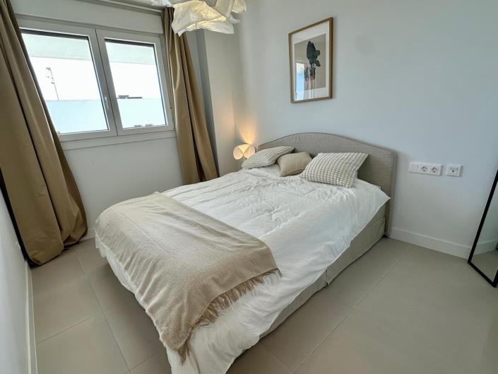 Image No.9-2 Bed Apartment for sale