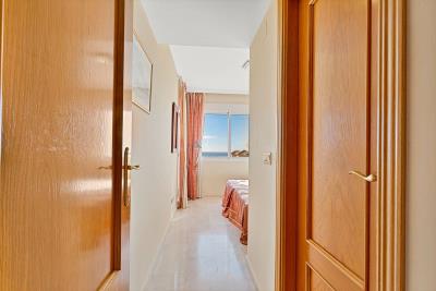 11-20939a0134ad724a8cb2a801094d15a4