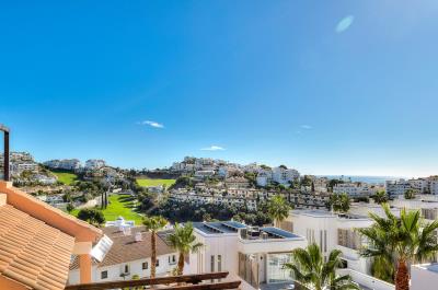 22-bcf8e6250e0bab365f900a8ac31ac040