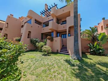 12-53013098fcab6c38b1379cd33298e050