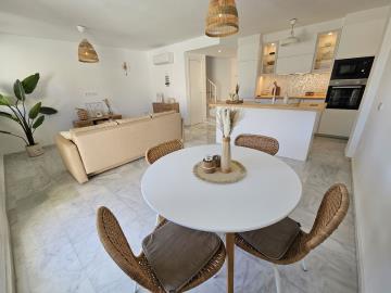 9-467d0cee5b725f3ef65f102a0c2e69c0