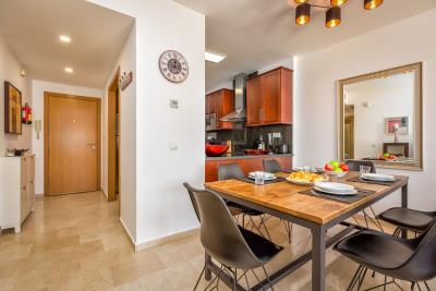 11-20939a0134ad724a8cb2a801094d15a4