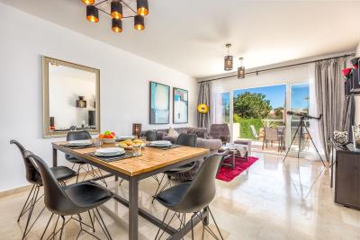 12-53013098fcab6c38b1379cd33298e050