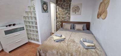 33-f37a7fab00fce6ff6b895520b67d6d6d