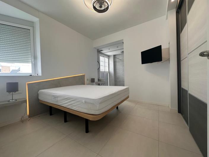 Image No.8-2 Bed Apartment for sale