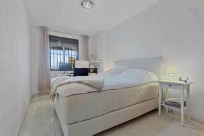 12-53013098fcab6c38b1379cd33298e050