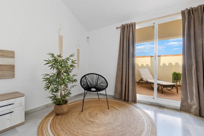 Image No.3-3 Bed Duplex for sale