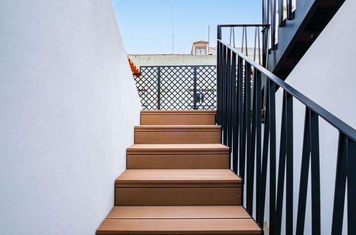 Image No.24-3 Bed Apartment for sale