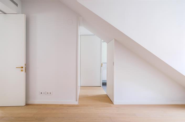 Image No.20-3 Bed Apartment for sale