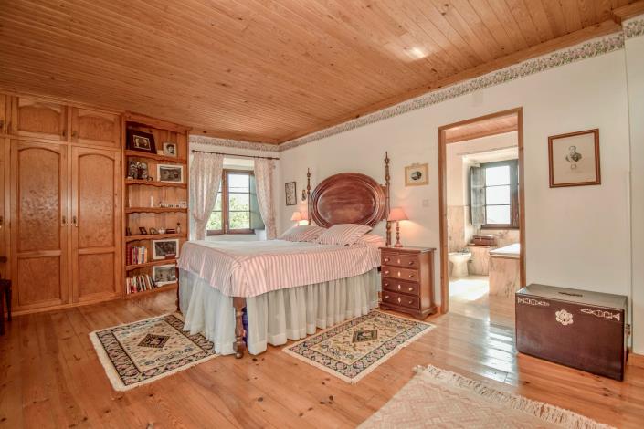 Image No.8-Ferme de 8 chambres à vendre à Vila Nova de Ourém