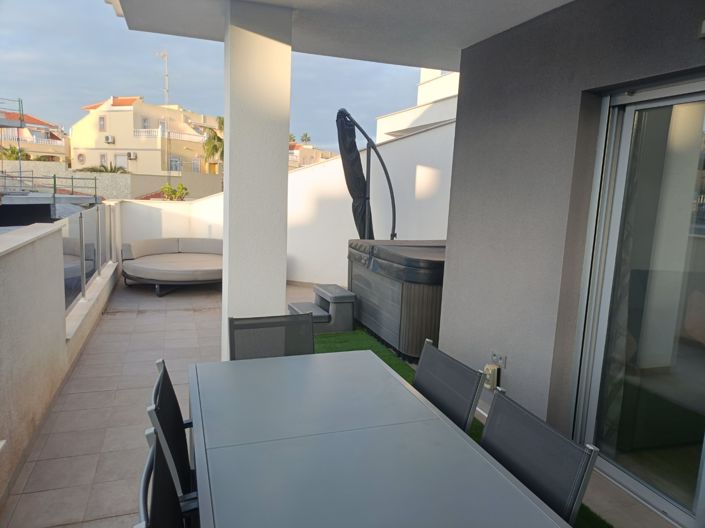 Image No.10-Appartement de 2 chambres à vendre à Villamartin