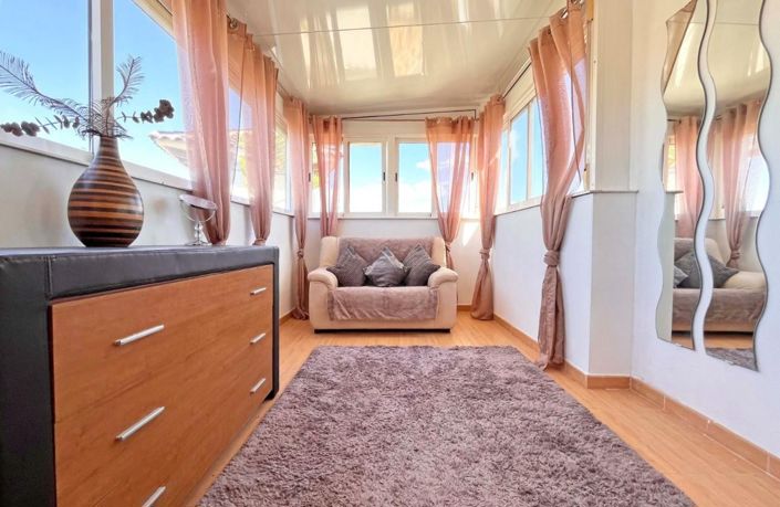 Image No.6-Villa de 4 chambres à vendre à La Zenia