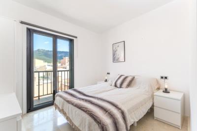 9-Bedroom-2-with-balcony