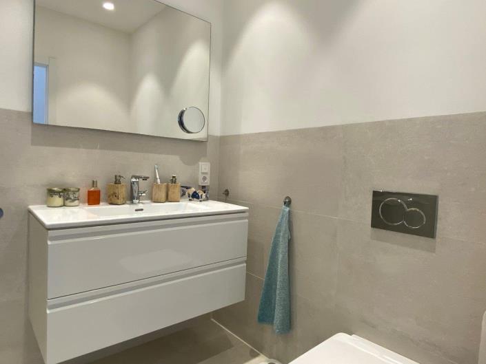 Image No.12-1 Bed Apartment for sale