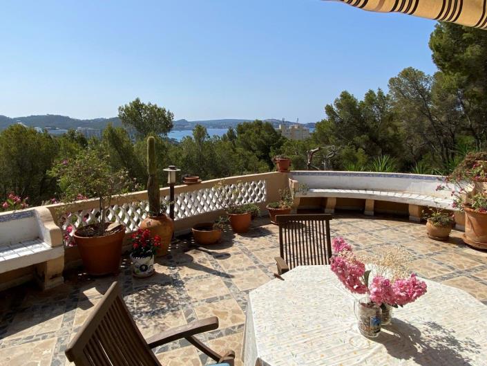 Image No.8-2 Bed Villa / Detached for sale