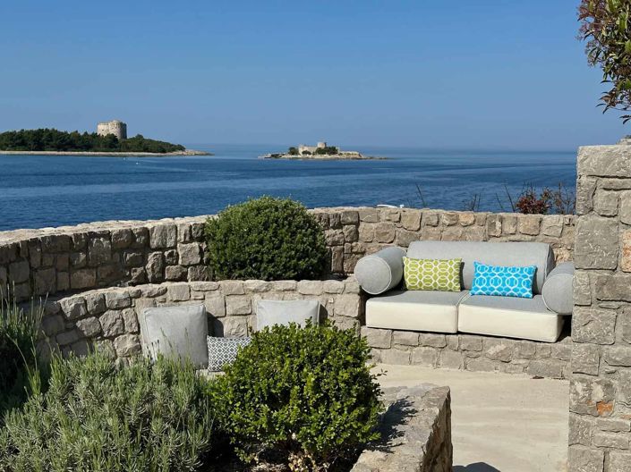 Image No.10-7 Bed Villa for sale