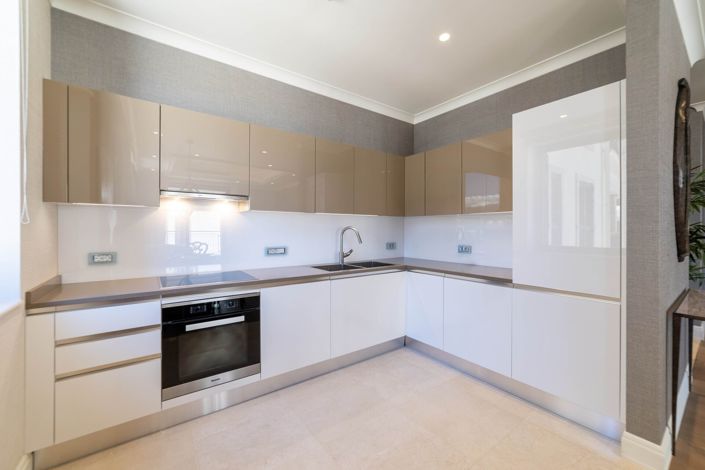 Image No.10-1 Bed Apartment for sale