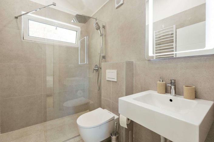 Image No.15-4 Bed Villa for sale