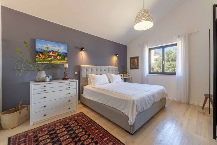 Image No.12-3 Bed Apartment for sale