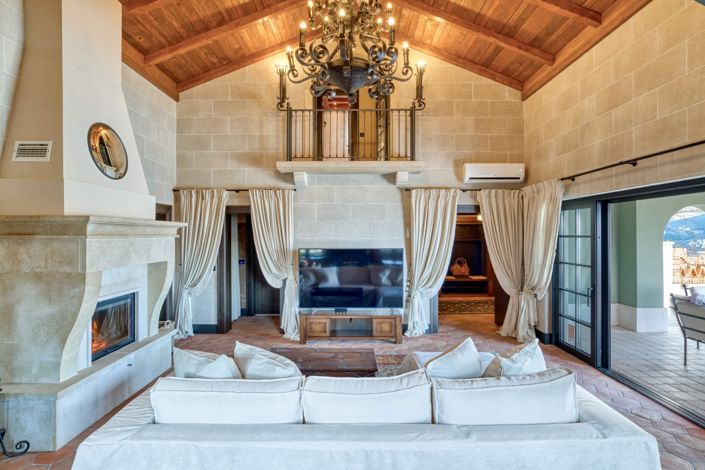 Image No.6-3 Bed House for sale