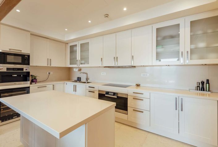 Image No.15-3 Bed Apartment for sale