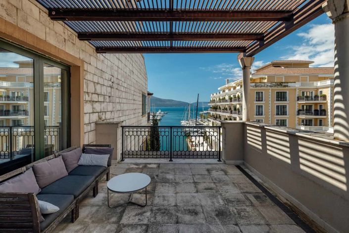 Image No.24-3 Bed Apartment for sale