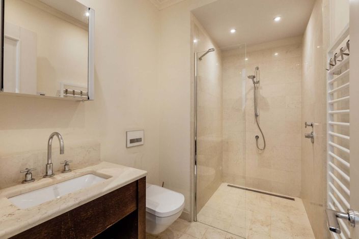 Image No.26-3 Bed Apartment for sale