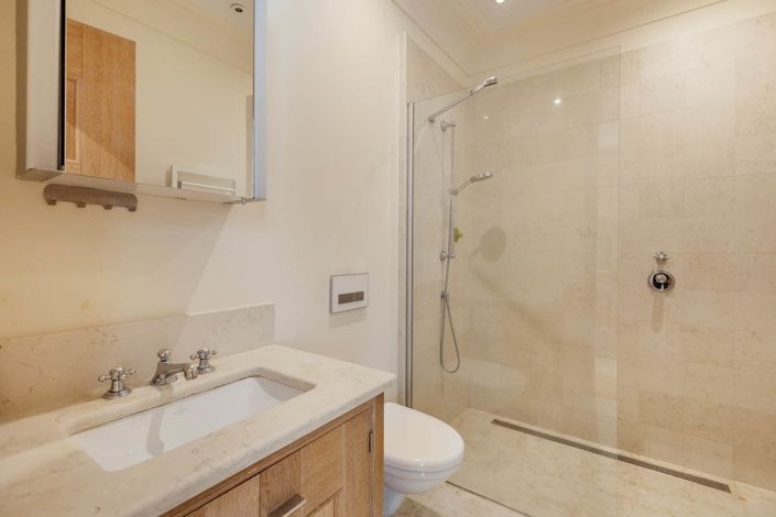 Image No.28-3 Bed Apartment for sale