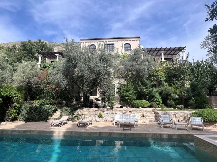 Image No.3-Villa de 5 chambres à vendre à Budva