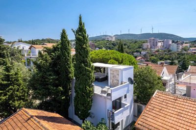 15-bar-utjeha-three-bedroom-house-in-the-imme