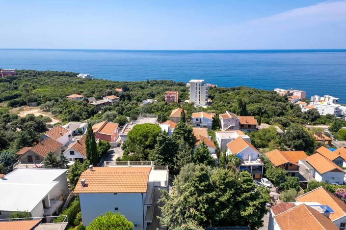 Image No.2-Maison de 3 chambres à vendre à Bar