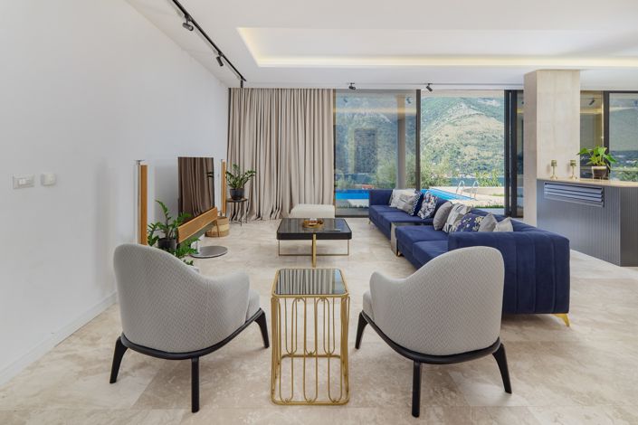 Image No.10-5 Bed Villa for sale