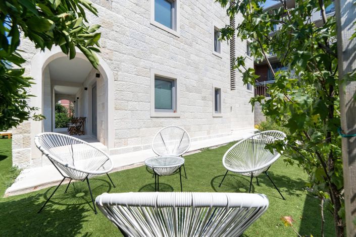 Image No.11-10 Bed Hotel for sale